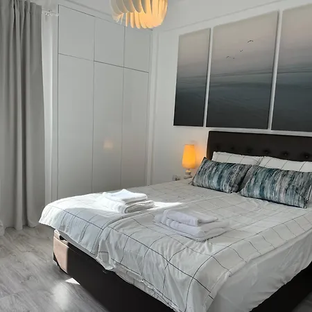 Apartment White 1-bdr Agyos Tychonas